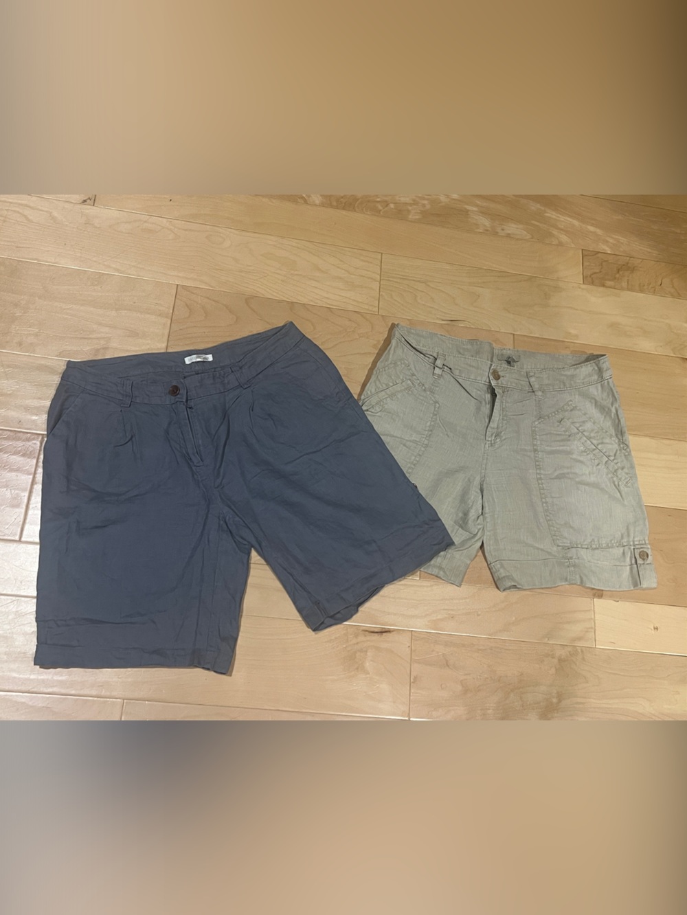 Women’s Casual Linen Shorts Pair size 4 Elieen Fisher and Joie
